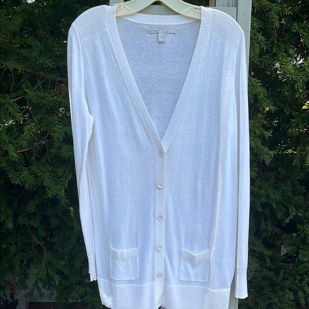 NWOT Old Navy Women's Classic White Cardigan